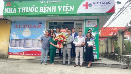 Khai trương nhà thuốc VIETMEC liên kết với Bệnh viện huyện Yên Mô, tỉnh Ninh...