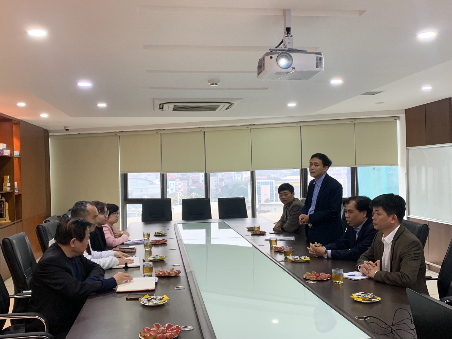 Đại diện đoàn UBND huyện Si Ma Cai thăm và làm việc cùng Công ty CP Dược liệu VN