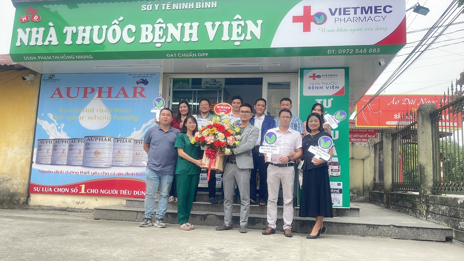 Khai trương nhà thuốc VIETMEC liên kết với Bệnh viện huyện Yên Mô, tỉnh Ninh Bình